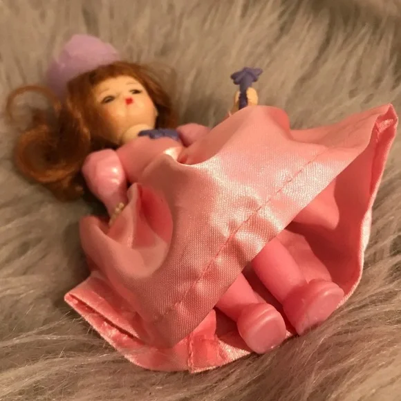 Madam Alexander Doll Glenda from The Wizard of OZ - Picture 4 of 10